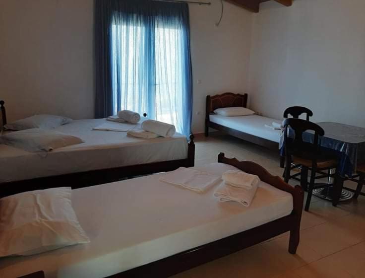 Bella Vista Hotel Himare Exterior photo