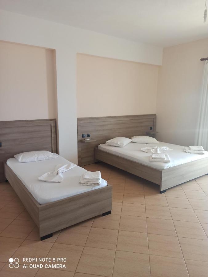 Bella Vista Hotel Himare Exterior photo